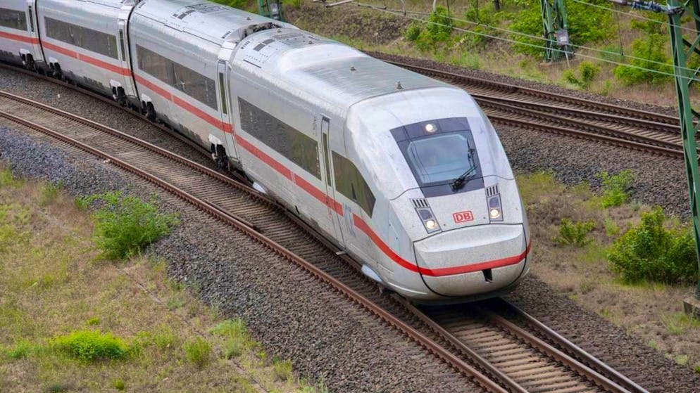 Deutsche Bahn is too unreliable on the Stuttgart-Zurich route. If necessary, SBB wants to offer its own trains between Schaffhausen and Zurich as a replacement. (symbolic image)