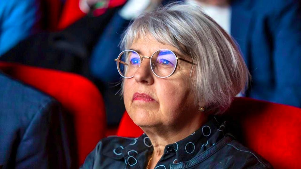 A spellbound view of the screen: Federal Councillor and Minister of Culture Elisabeth Baume-Schneider at the opening of the Geneva International Film Festival.