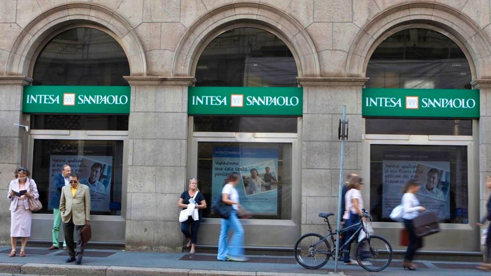 Intesa Sanpaolo prévoit de distribuer 3,2 milliards d'euros d'acompte de dividendes à ses actionnaires dès novembre. (archives)