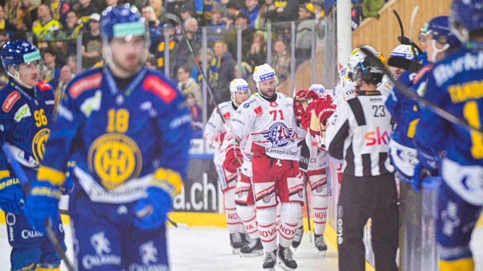 Lugano und ZSC Lions weiter im Hoch - Gallery. Nicklas Jensen (Nummer 71) beendet die Torflaute der Rapperswil-Jona Lakers