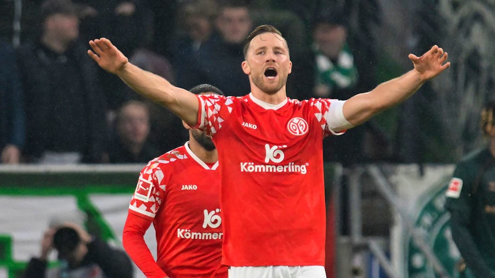 Silvan Widmer buteur avec Mayence