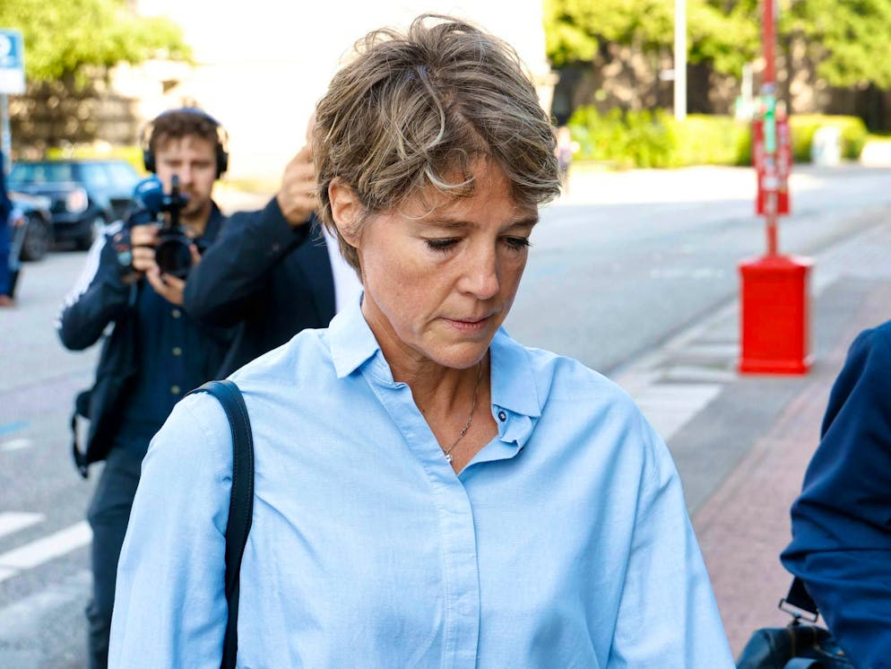 Celebrity trial over abduction of the Block children - Gallery. Businesswoman Block walks to court surrounded by photographers. 