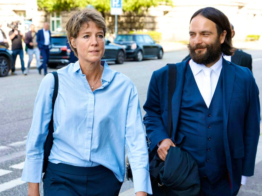 Celebrity trial over abduction of the Block children - Gallery. Businesswoman Block and lawyer Bott arrive at the court. 