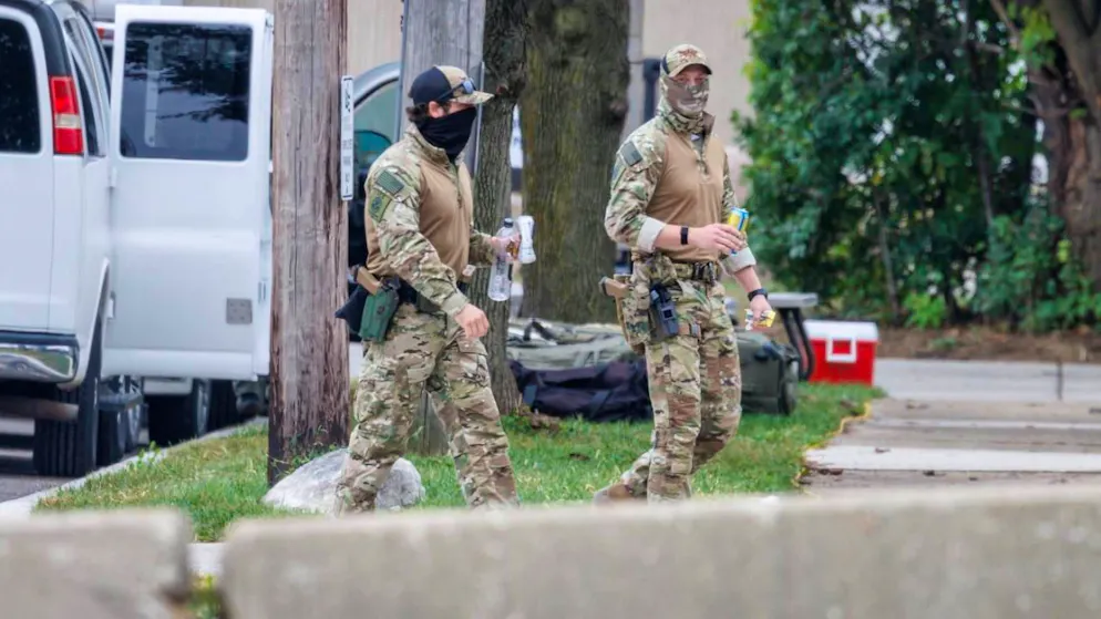 Les agents de la police fédérale américaine de l'immigration (ICE) ont souvent le visage dissimulé sous des masques et casquettes (archives).