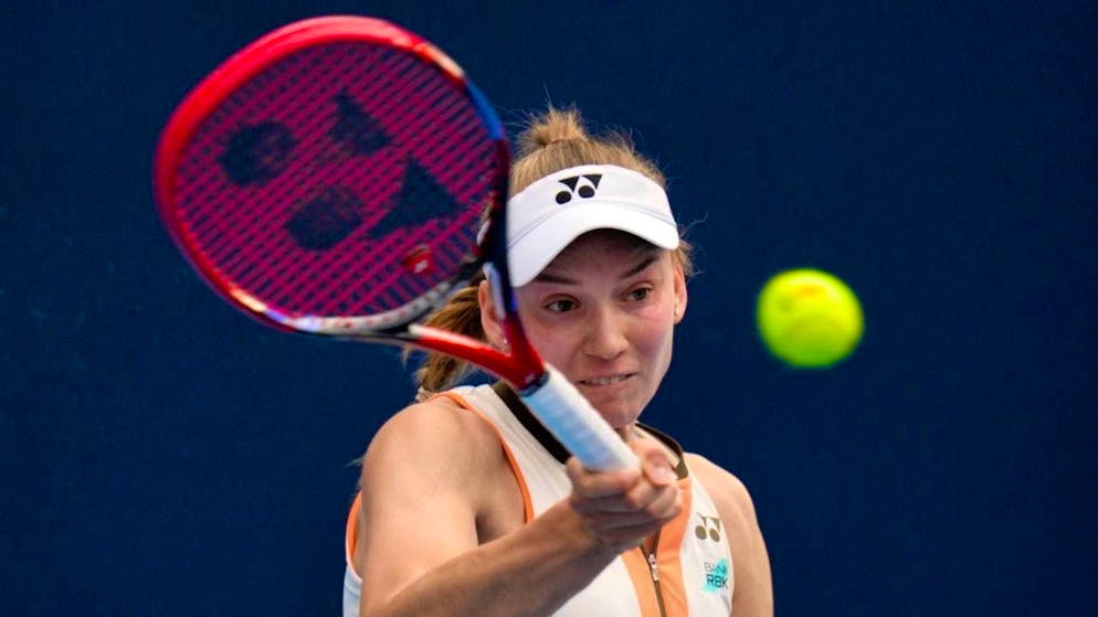 Yelena Rybakina wins against Iga Swiatek