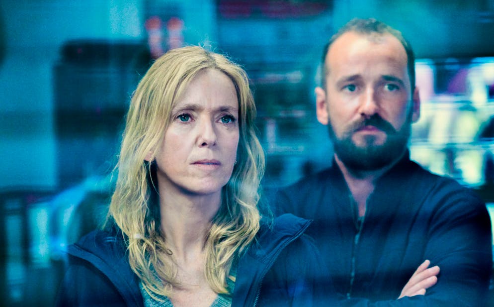 Dossier 137. Dans «Dossier 137», Léa Drucker et son équipe enquêtent sur un incident survenu lors des manifestations des gilets jaunes à Paris.