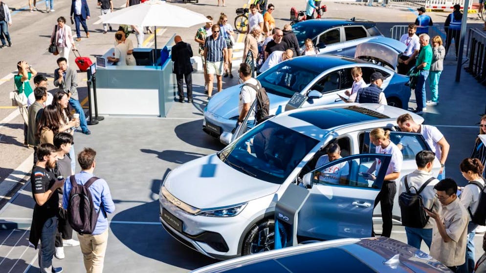 In calo le vendite di auto nuove (foto d'archivio)