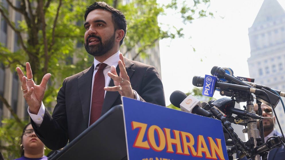 Wird Zohran Mamdani New Yorks nächster Bürgermeister? Am Dienstag entscheiden die Wähler*innen.