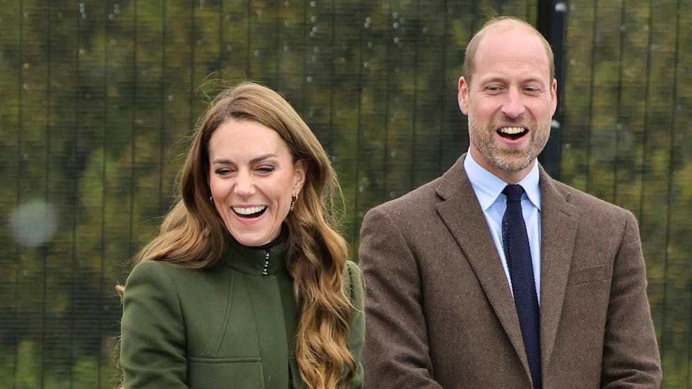 Party privato con lo staff. Nuovo capitolo per Kate e William: anticipato il trasloco alla Forest Lodge
