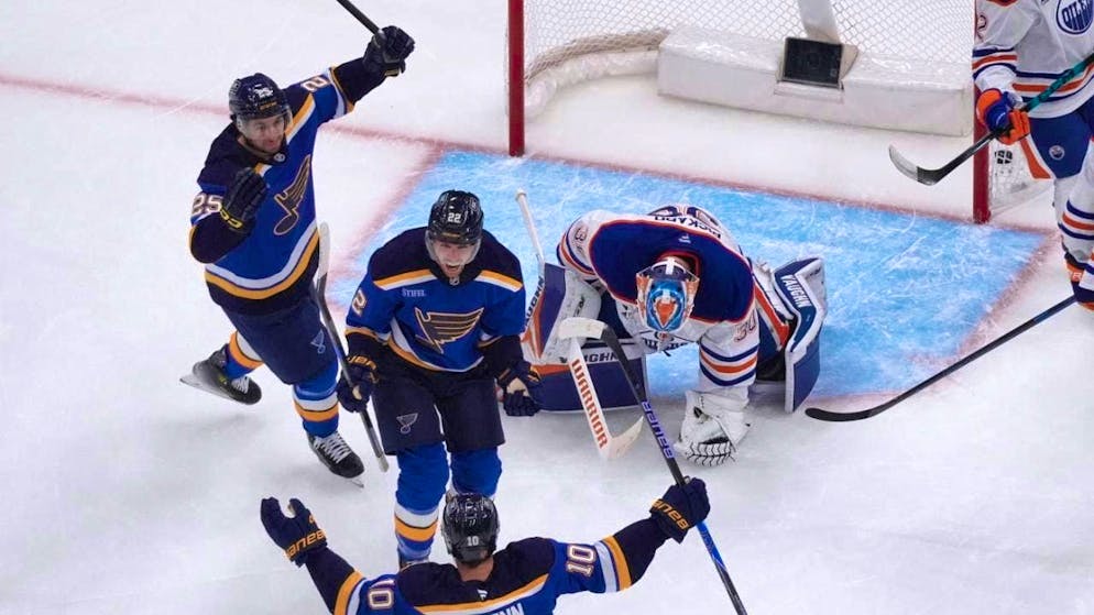 The moment after the decision: Pius Suter (center) celebrates after his winning goal