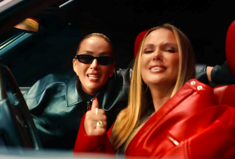 Rappers Loredana and Schwesta Ewa in their new song.