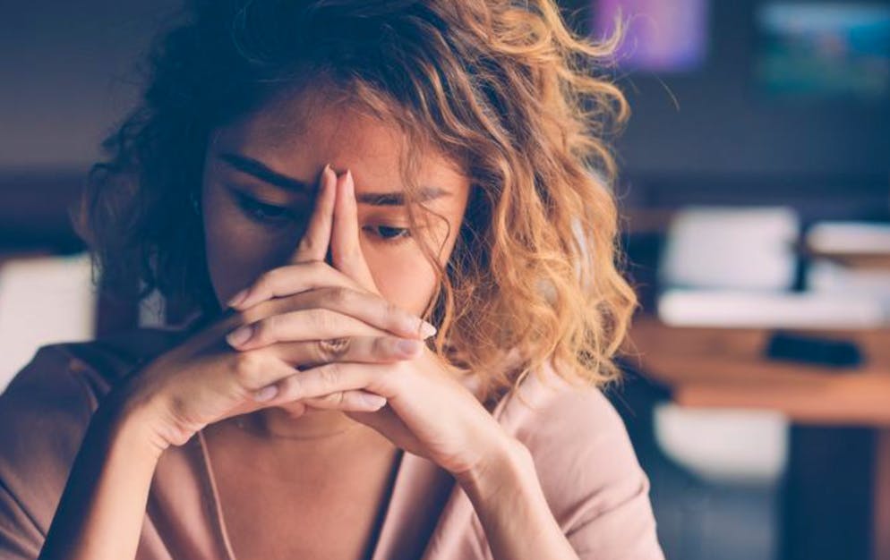 Zirkadianer Rhythmus: So tickt unsere innere Uhr. Vielleicht fragst du dich, woran du merkst, dass deine innere Uhr aus dem Takt geraten ist. Es gibt einige Anzeichen: Fühlst du dich ständig müde oder sogar niedergeschlagen? Hast du oft Heisshungerattacken? Dann könnte genau das der Grund sein. Das beste Heilmittel: Raus an die frische Luft – und regelmässig essen und schlafen.