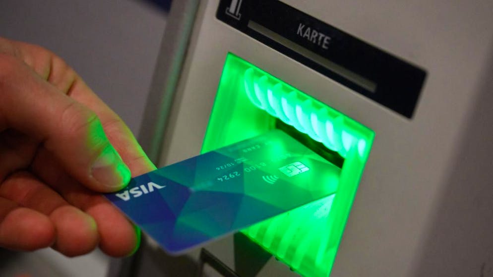 In allen Branchen soll es laut einer Umfrage 2026 Lohnerhöhungen geben. (Symbolbild)