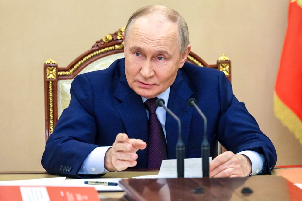 Il presidente russo Vladimir Putin alla riunione del Consiglio di Sicurezza nazionale a Mosca. 