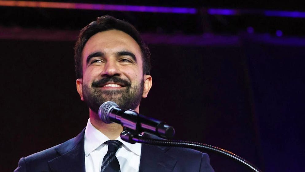 ARCHIV - Der Bürgermeisterkandidat von New York City, Zohran Mamdani, spricht während einer Kundgebung. Foto: Heather Khalifa/AP/dpa