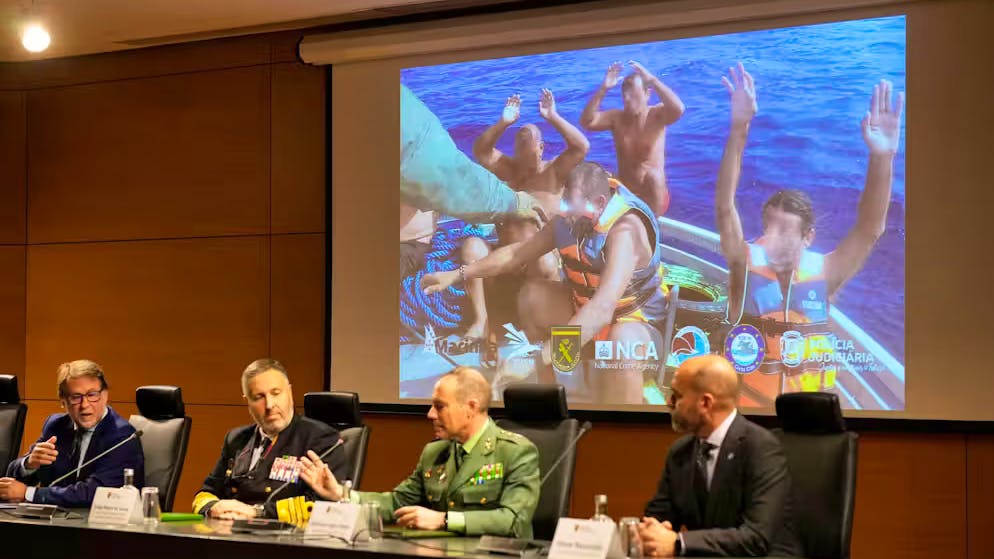 «Tsunami bianco». Intercettato nell'Atlantico un narc-sub con a bordo 1,7 tonnellate di cocaina