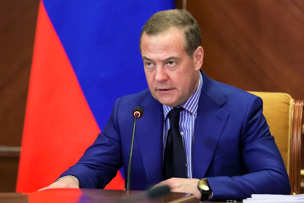 Ex-Präsident Dmitri Medwedew droht Selenskyj mit dem Tod.