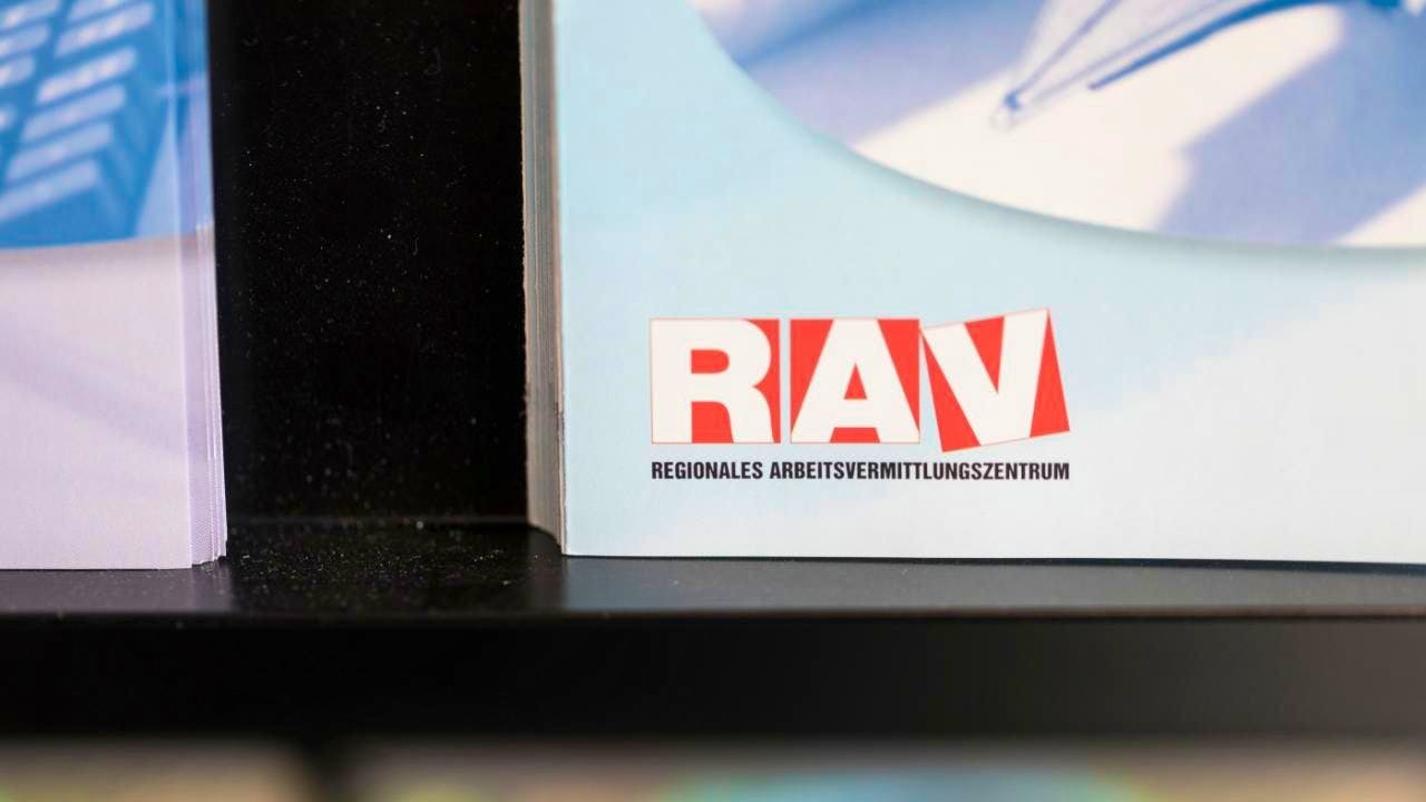 Arbeitsmarkt. Arbeitslosenquote steigt im Oktober auf 2,9 Prozent