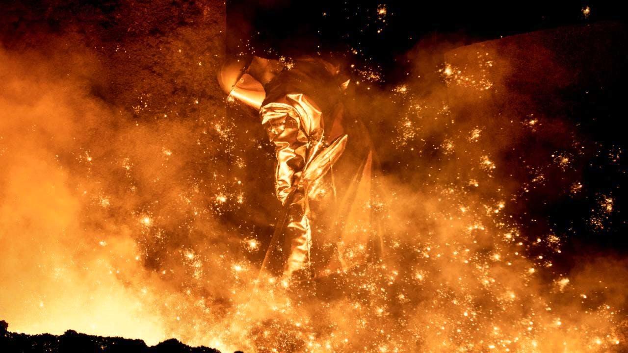 Metall und Technische Industrie. Merz will deutsche Stahlindustrie retten – auch mit Schutzzöllen