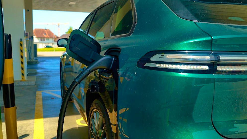 Der Leapmotor C10 kann mit DCC laden, bei den Plug-In-Hybriden können das die wenigsten.