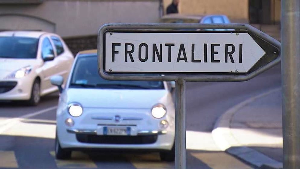 Confini. Rallentano ancora i frontalieri che entrano in Ticino