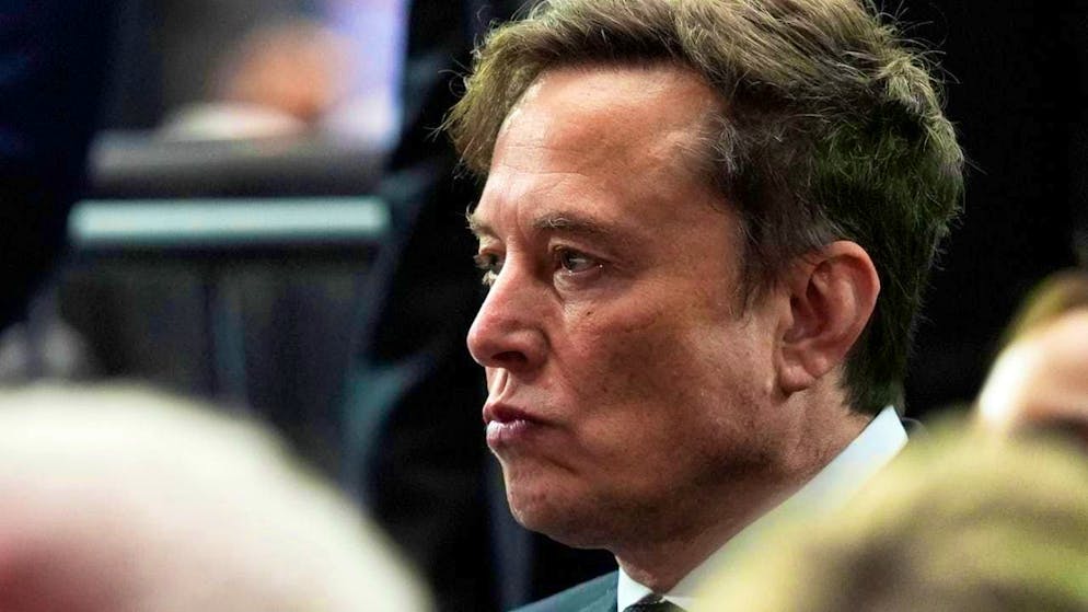 Elon Musk is by far the richest person in the world. Now he could have the prospect of a huge new block of shares. However, shareholder approval is not guaranteed. (archive image)