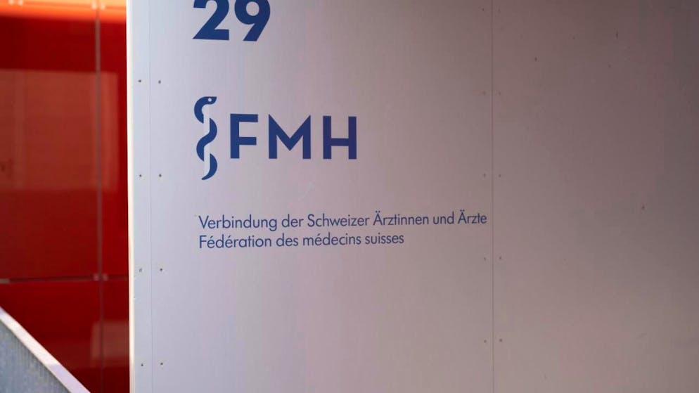 Svizzera. La Federazione dei medici: «Bisogna accelerare l'accesso ai titoli di medico specialista»