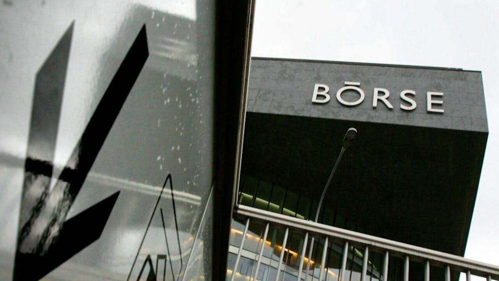 Avvio in positivo a Zurigo per i listini.