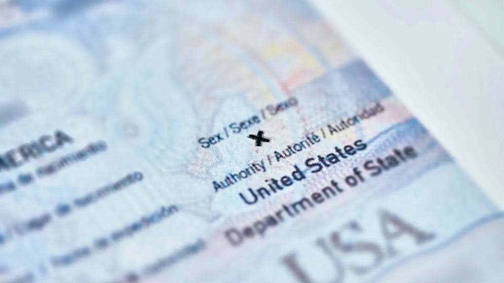 USA unter Donald Trump. Mann kollabiert bei Trump-Medienkonferenz +++ Nancy Pelosi macht nach 39 Jahren Schluss