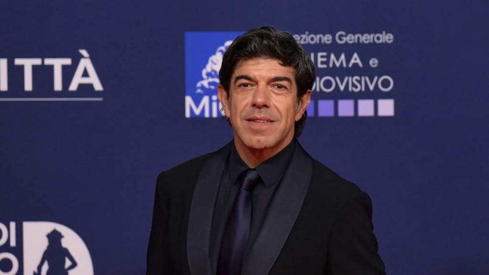 Ecco cos'ha fatto. Favino si confessa: «Sembro affidabile, ma sono stato un bugiardo cronico»