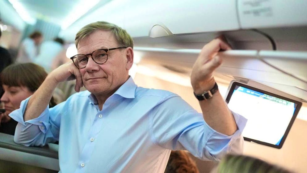 Germany's Foreign Minister Johann Wadephul (CDU) during a background discussion with media representatives traveling with him on a return flight to Berlin. Photo: Marcus Brandt/dpa