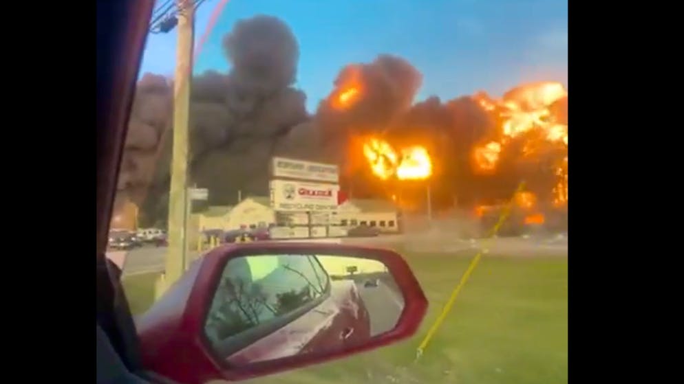 Crash with 13 fatalities. Grounding for the UPS MD-11 aircraft fleet