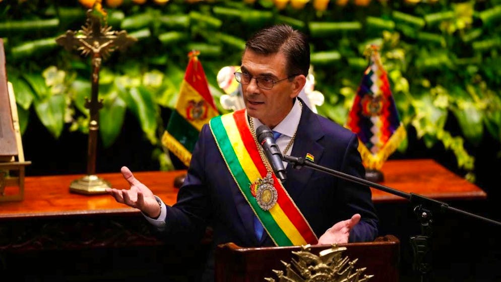 The new Bolivian President Rodrigo Paz delivers his inaugural speech after being sworn in at a ceremony in La Paz. Photo: Luis Gandarillas/Pool EFE/AP/dpa