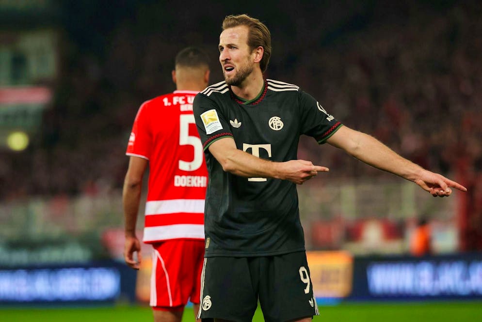 Harry Kane prevents the first defeat of the season with his goal in stoppage time.