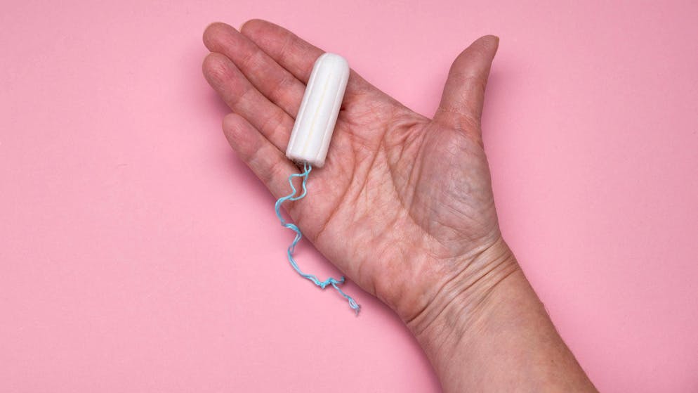 A tampon incident at a school camp in Ticino is keeping St. Gallen busy.