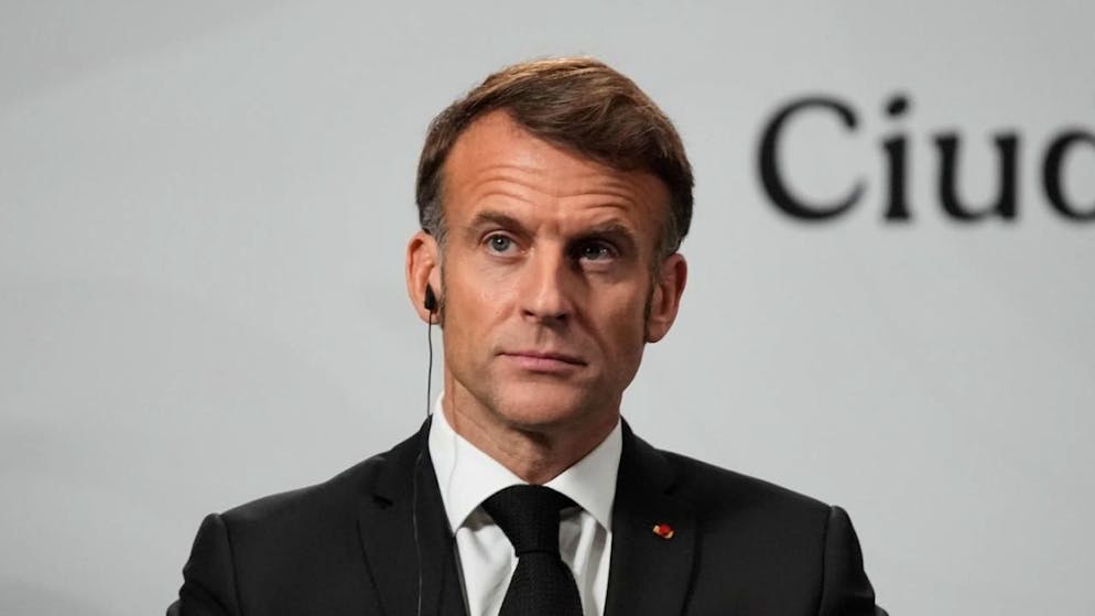 Le président français Emmanuel Macron est convaincu que les bijoux dérobés au Louvre seront retrouvés.