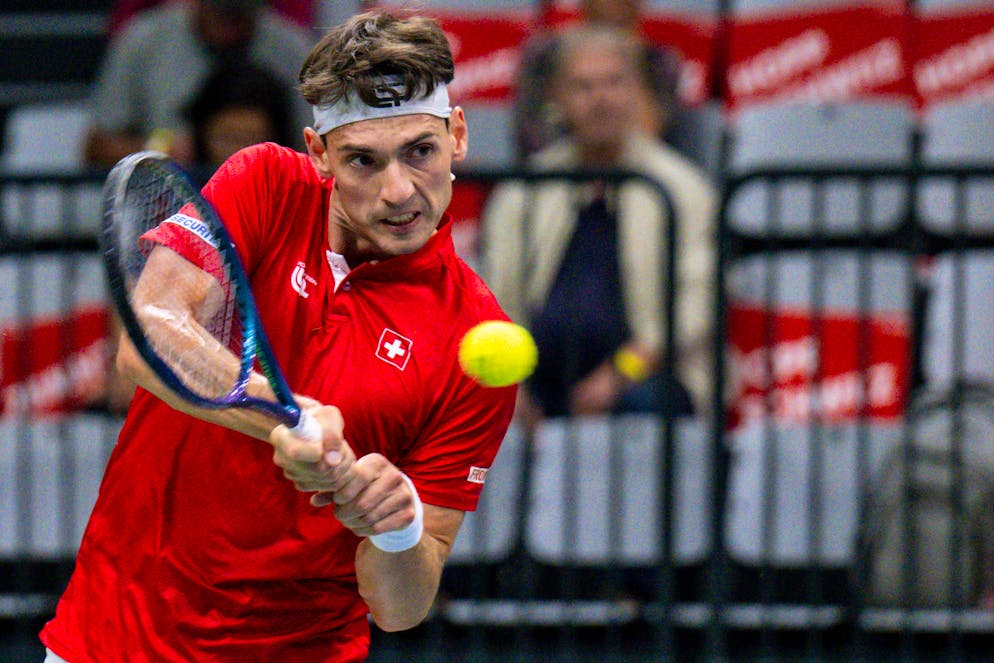 Marc-Andrea Hüsler sacré en double au Challenger de Matsuyama.