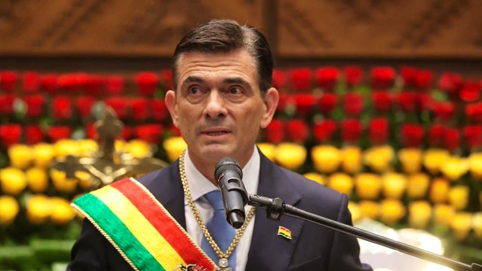 Le président bolivien Rodrigo Paz hérite d'un pays plongé dans sa pire crise économique en quarante ans.