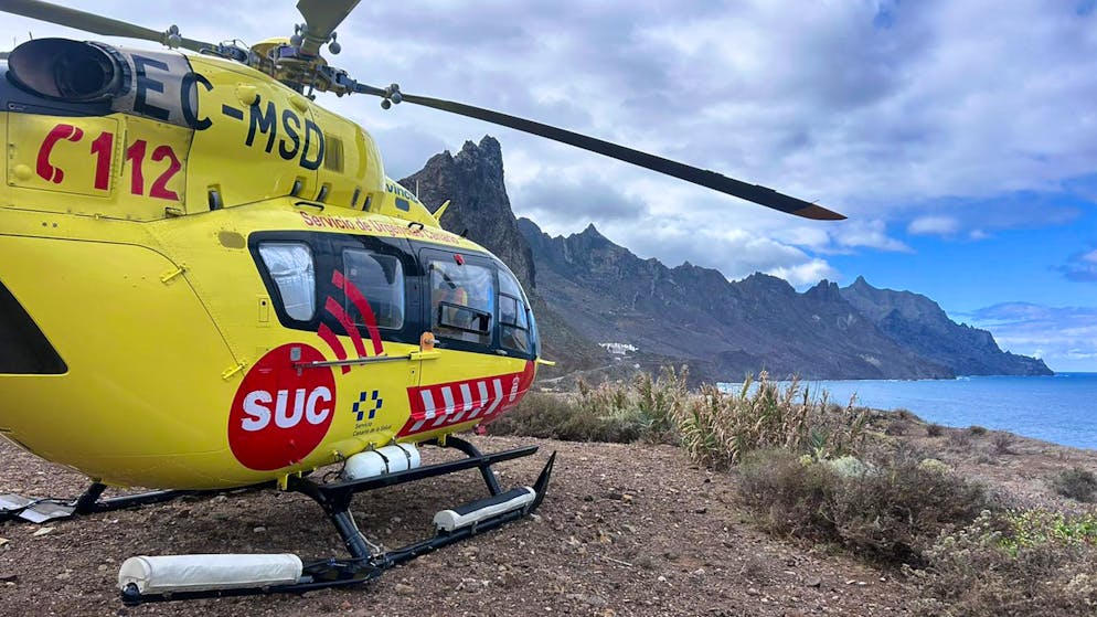 Riesenwellen auf Teneriffa – Drei Tote und viele Verletzte - Gallery. Die Warnungen der Behörden kamen rechtzeitig, sie wurden aber von vielen überhört.