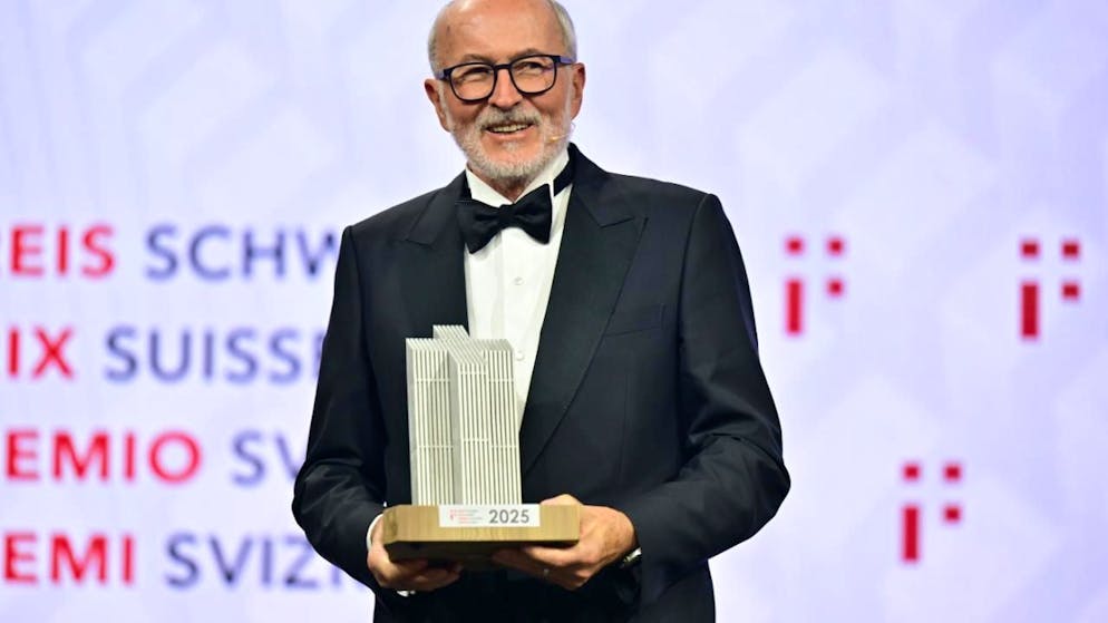 Ausgezeichnet: Ypsomed- und Disentronic-Gründer Willy Michel mit dem Prix Suisse im Kursaal Bern.