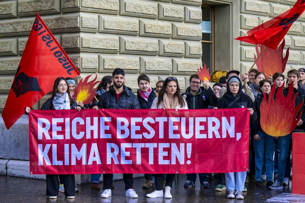 Les héritages à partir de 50 millions de francs doivent être imposés à l'avenir afin de financer une politique climatique socialement équitable.