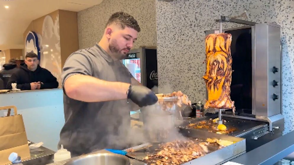 Neuer Hype?. Oktopus-Döner – Tentakel am Spiess löst Shitstorm aus