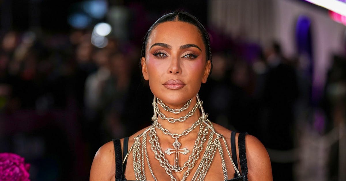 Kim Kardashian fails bar exam