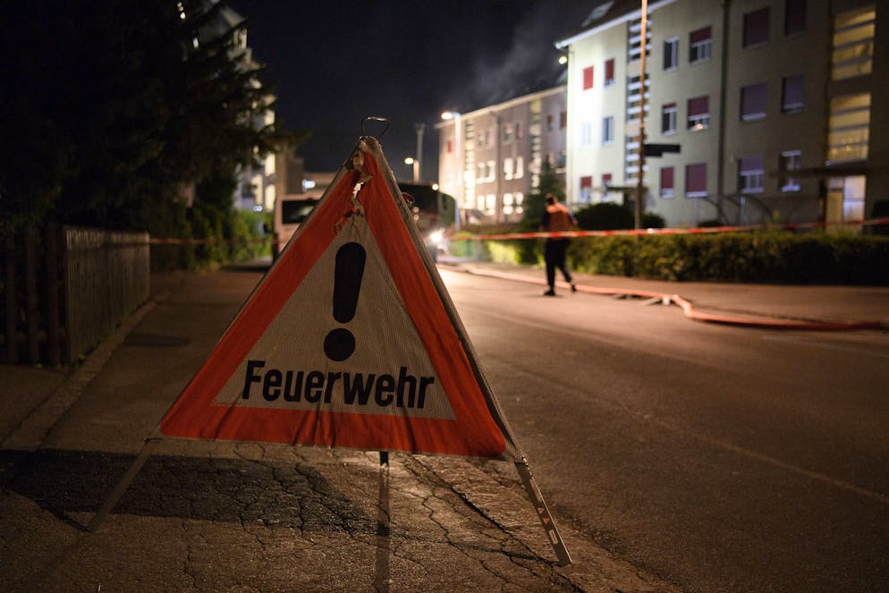 Dix-sept personnes qui se trouvaient dans l’immeuble au moment du déclenchement de l’incendie ont dû être évacuées (photo d’illustration).