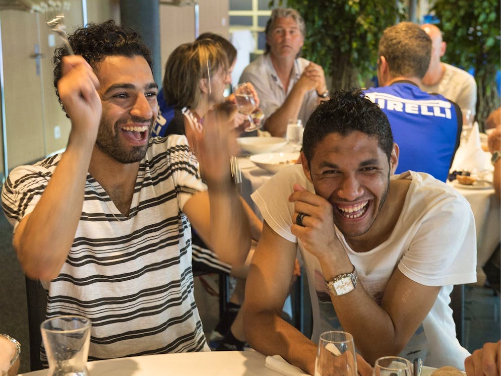Die späteren Premier-League-Stars Mohamed Salah (l.) und Mohamed Elneny hatten in Basel viel Spass.