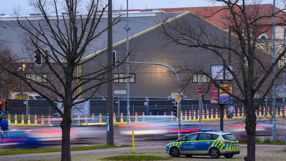 Für den Prozess wurde eigens ein temporären Gerichtsgebäude errichtet.