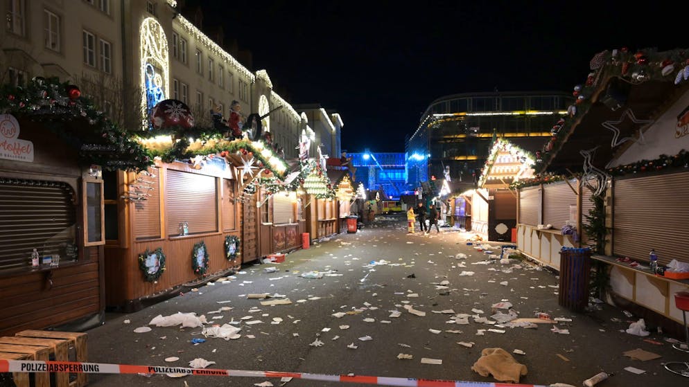 Prozess gegen Todesfahrer von Magdeburg beginnt - Gallery. Der Todesfahrer war mit bis zu 48 Stundenkilometern über den Weihnachtsmarkt gerast. (Archivbild)