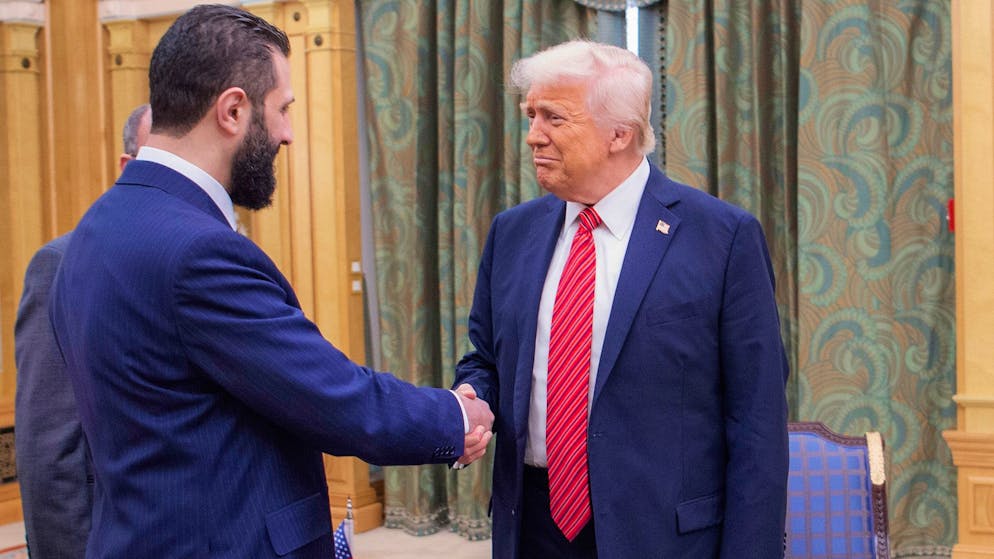 Nahost-Ticker. Syriens Übergangspräsident trifft Trump in Washington +++ Israels Botschafter Prosor wirft China Aufrüstung der Hisbollah vor