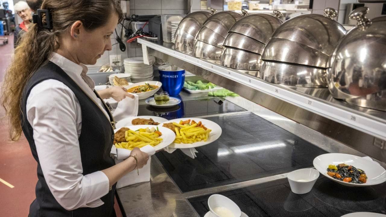 Tourismus und Freizeit. Sozialpartner im Gastgewerbe wollen raus aus der Tieflohnzone