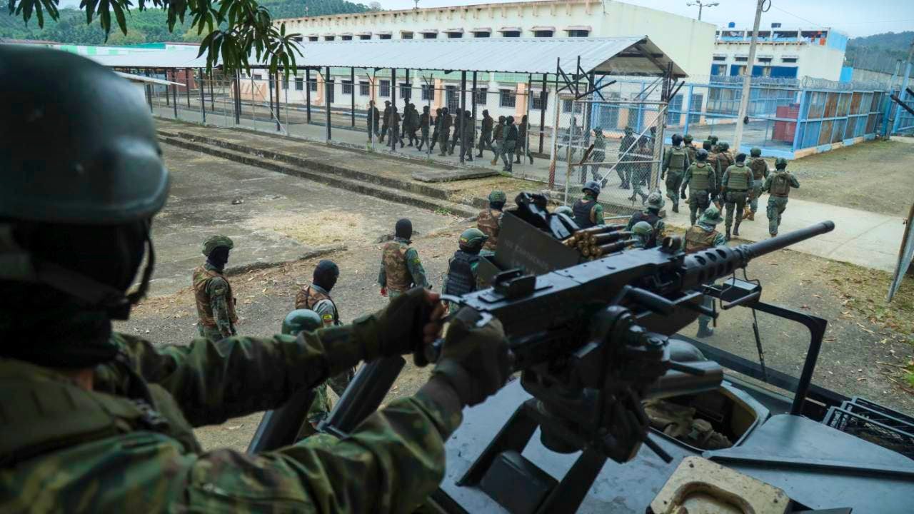 Latest news. Violence in Ecuador: 31 dead in prison